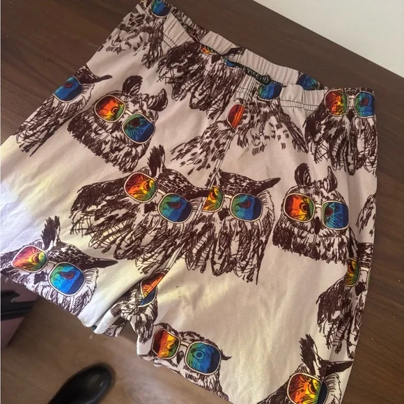 Owl Sunglasses Print LEGGINGS — Cream with Multicolor Accent - Picture 2 of 7